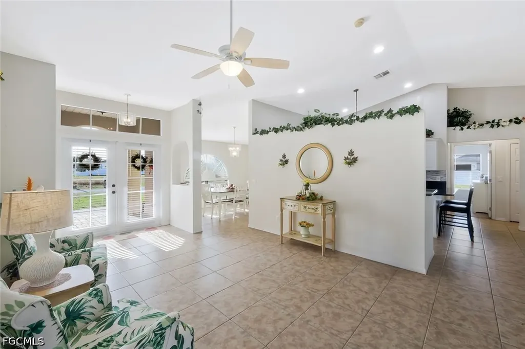 2217 NE 1st Place Cape Coral FL 33909