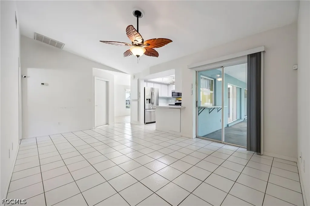 2212 SW 11th Court Cape Coral FL 33991