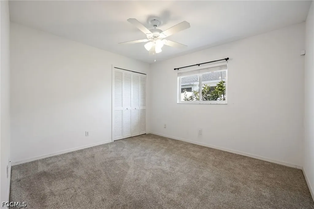 2212 SW 11th Court Cape Coral FL 33991