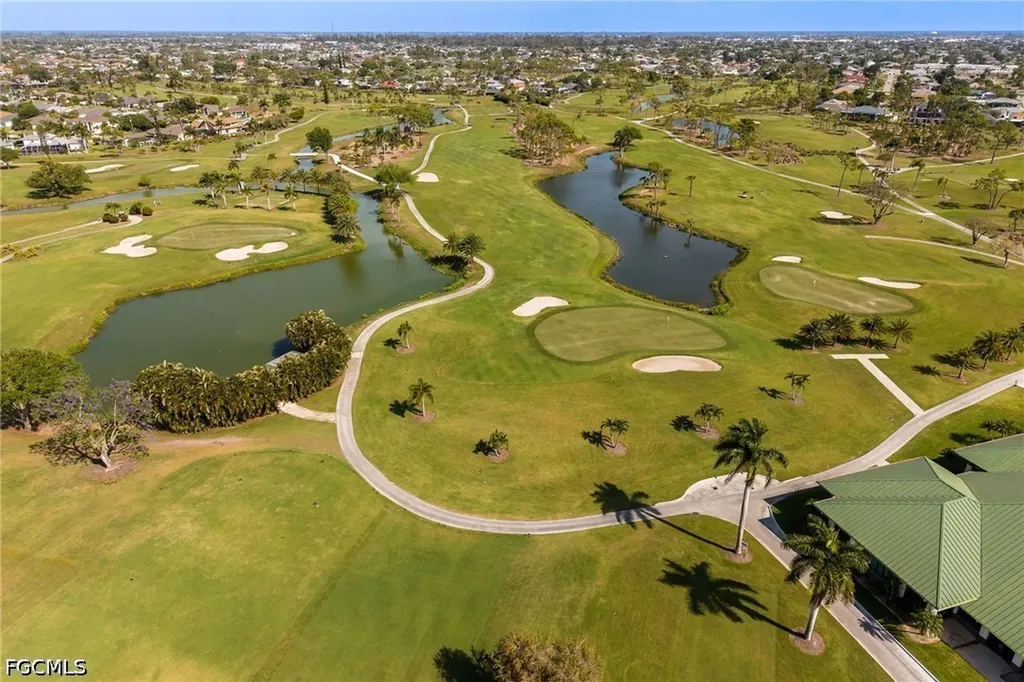 2212 SW 11th Court Cape Coral FL 33991