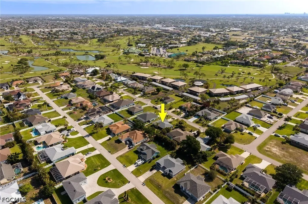 2212 SW 11th Court Cape Coral FL 33991