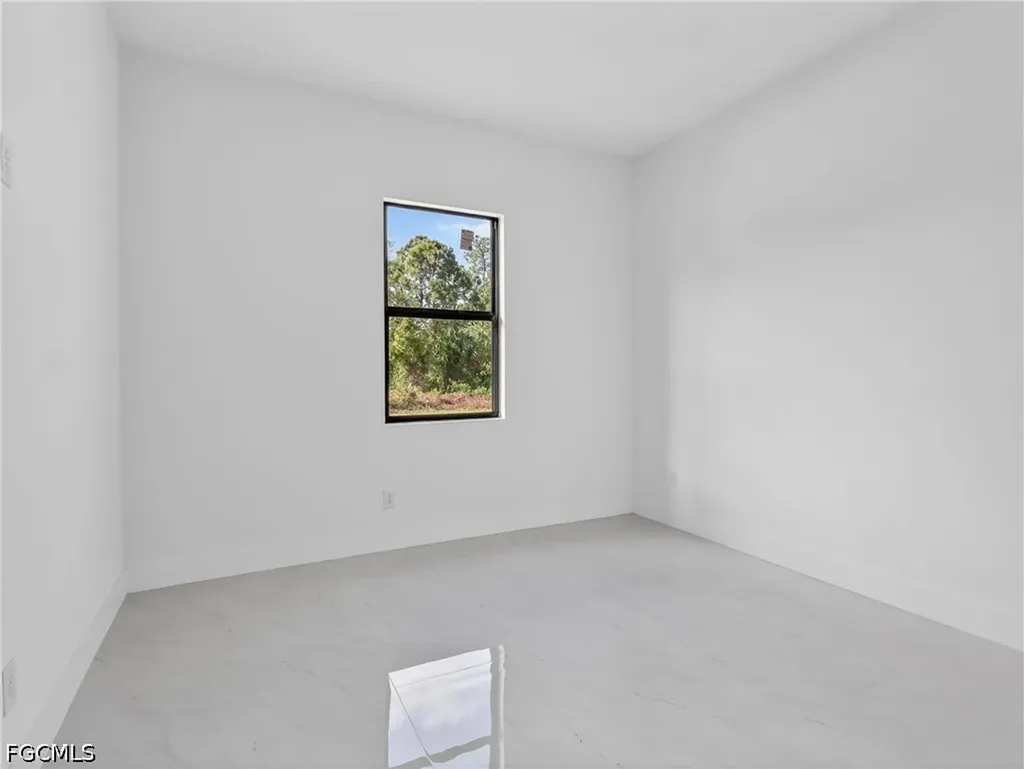 639 Knapp Street Lehigh Acres FL 33974