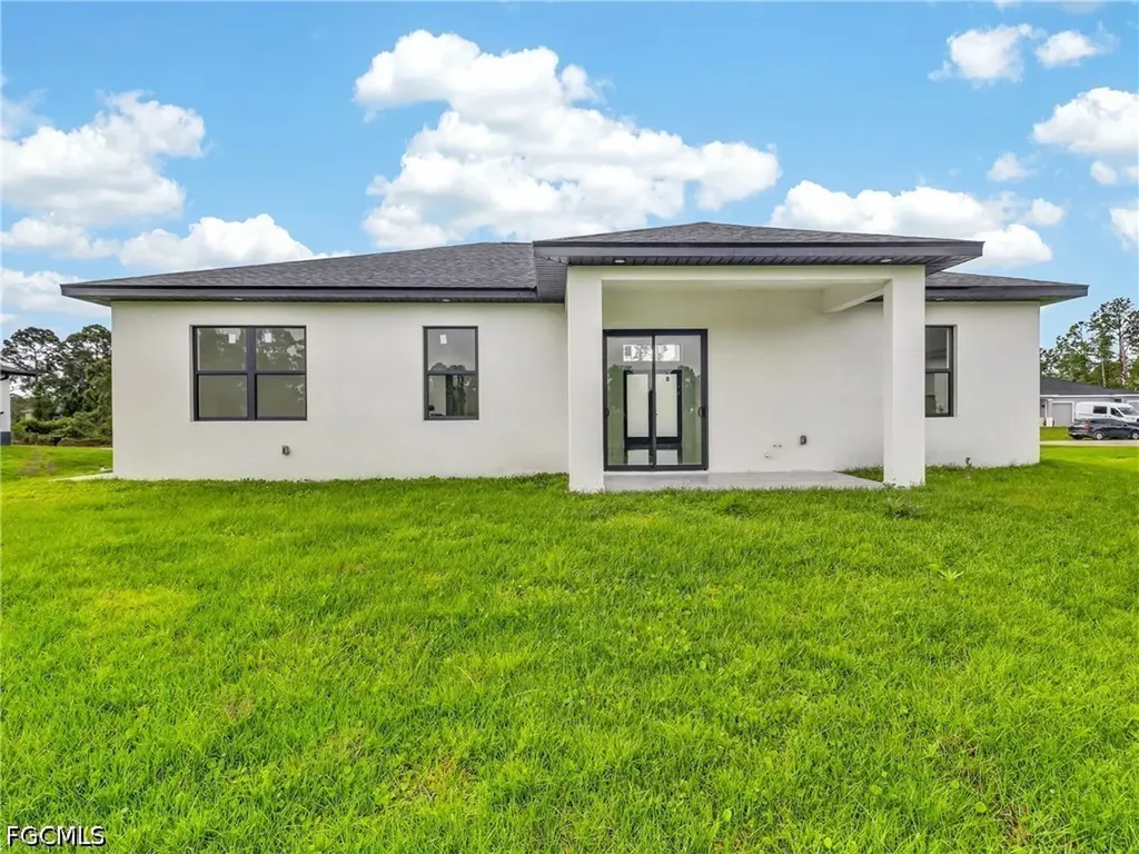 639 Knapp Street Lehigh Acres FL 33974
