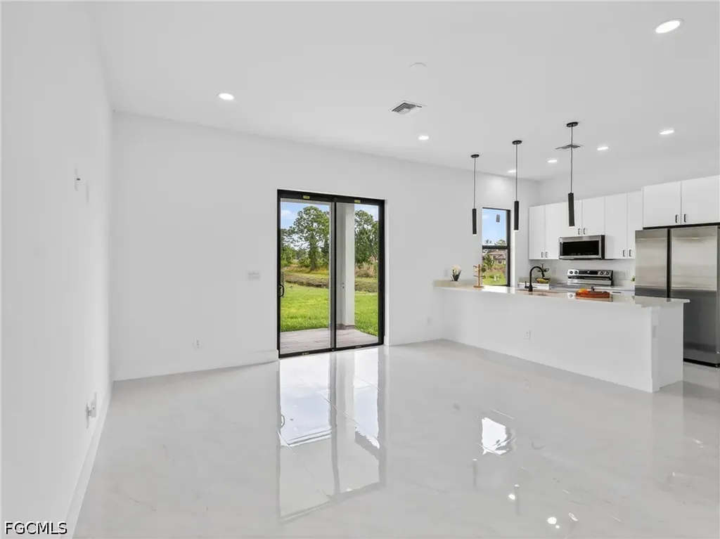 639 Knapp Street Lehigh Acres FL 33974