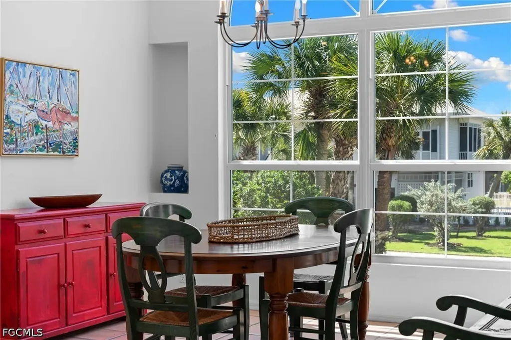 480 Las Tiendas Lane Sanibel FL 33957