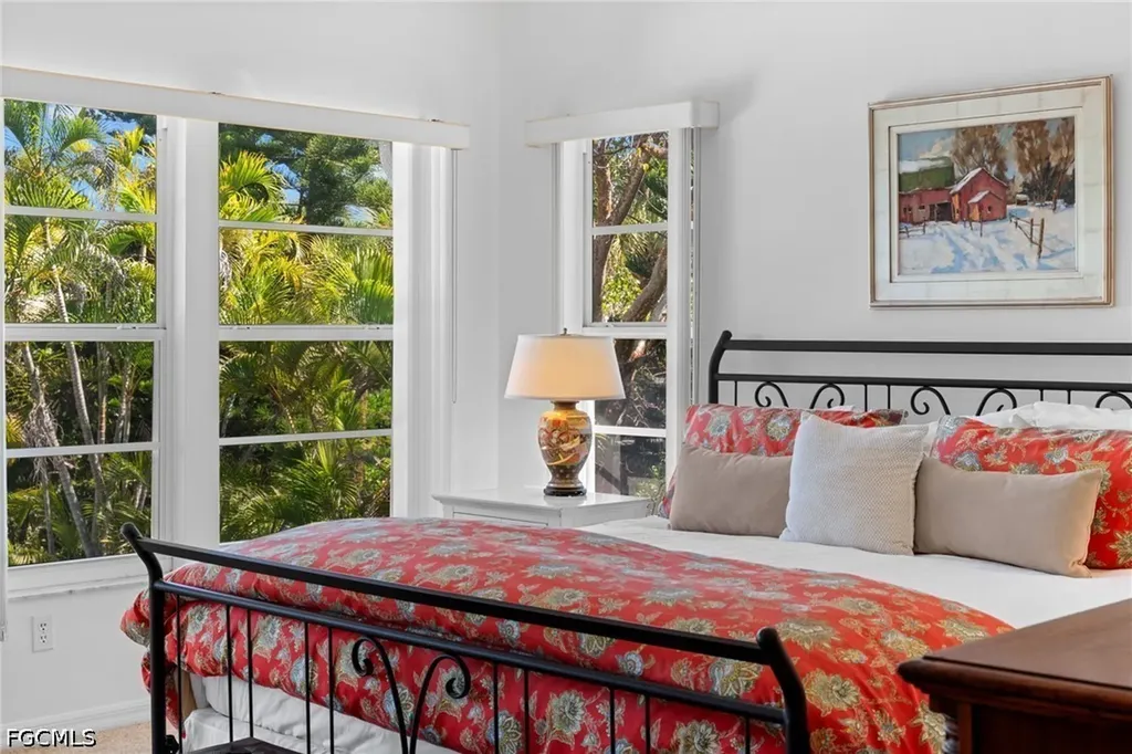 480 Las Tiendas Lane Sanibel FL 33957