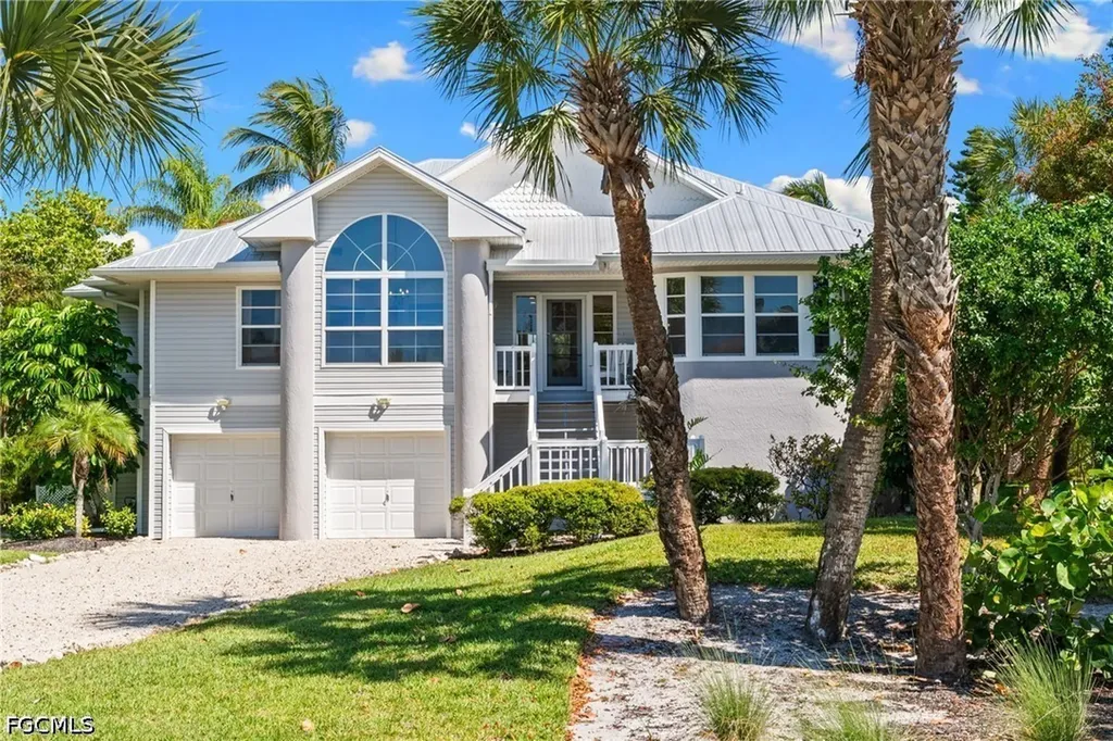 480 Las Tiendas Lane Sanibel FL 33957