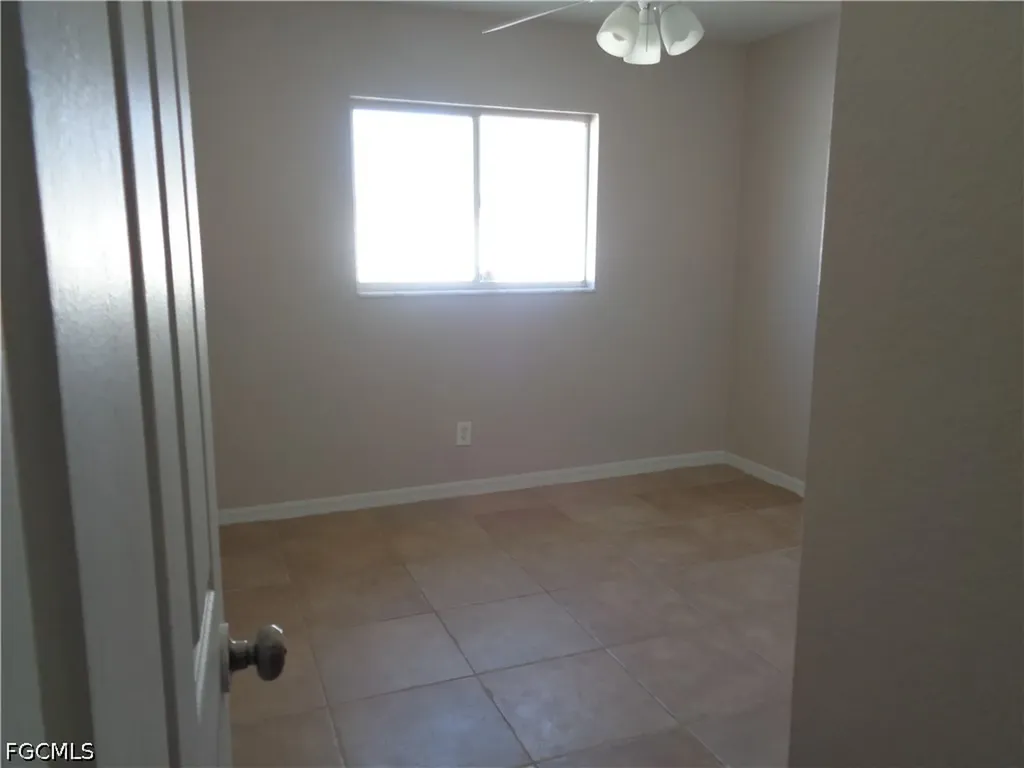 1101 NW 19th Place Cape Coral FL 33993