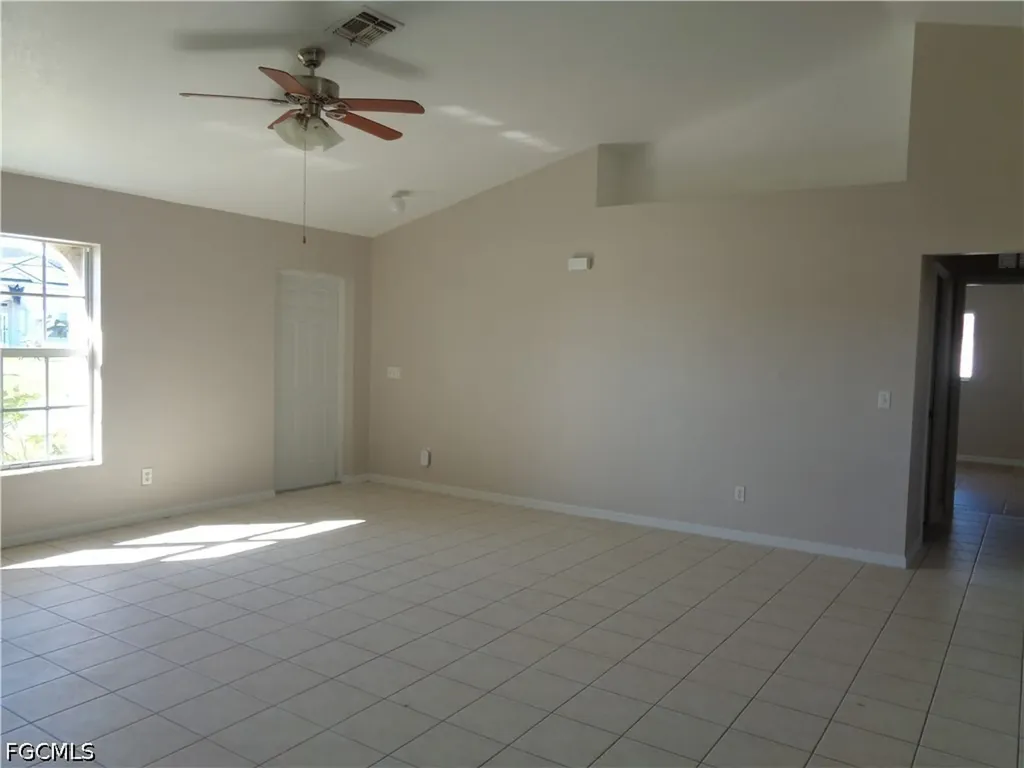 1101 NW 19th Place Cape Coral FL 33993