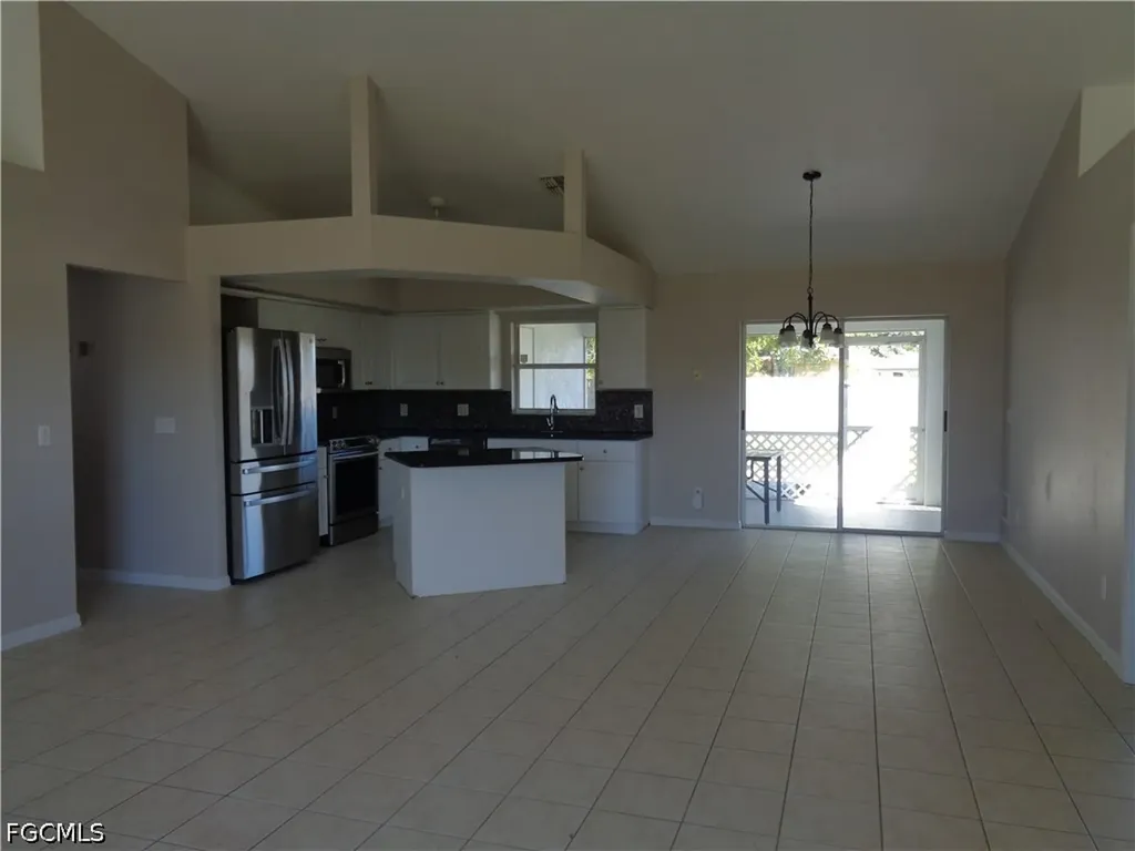1101 NW 19th Place Cape Coral FL 33993