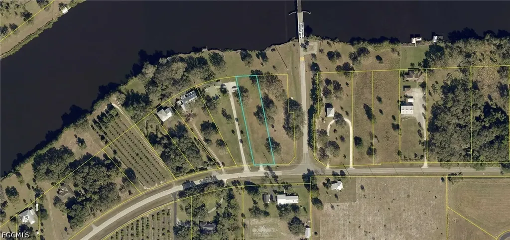 4500 Fort Denaud Road Fort Denaud FL 33935