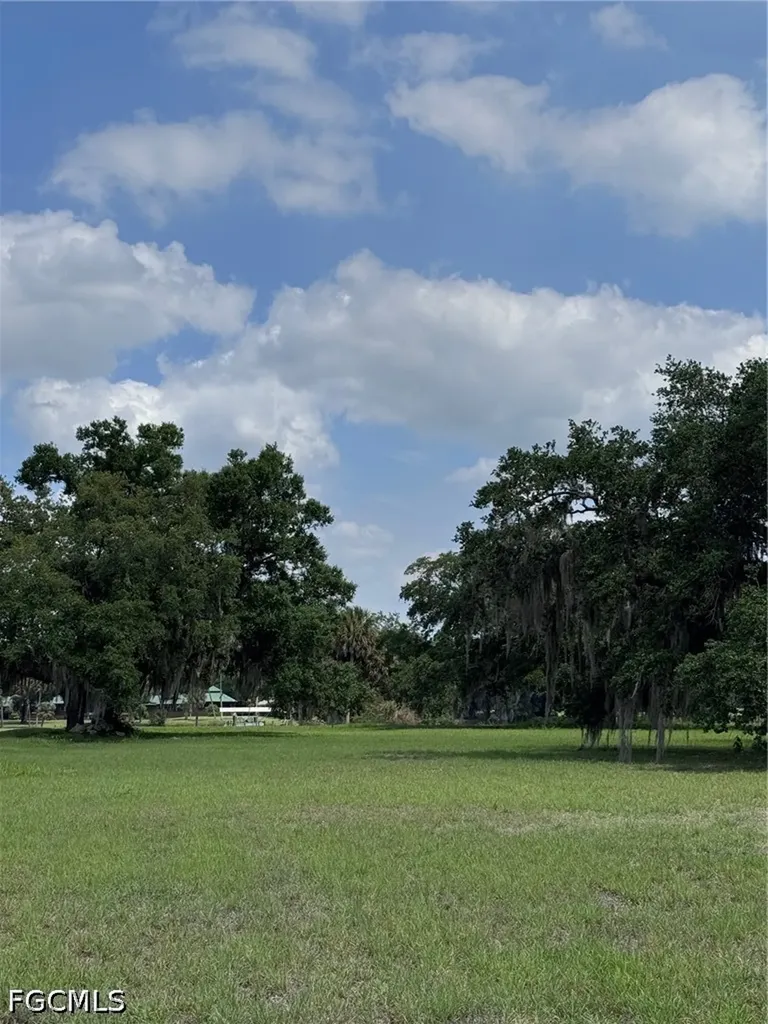 4500 Fort Denaud Road Fort Denaud FL 33935