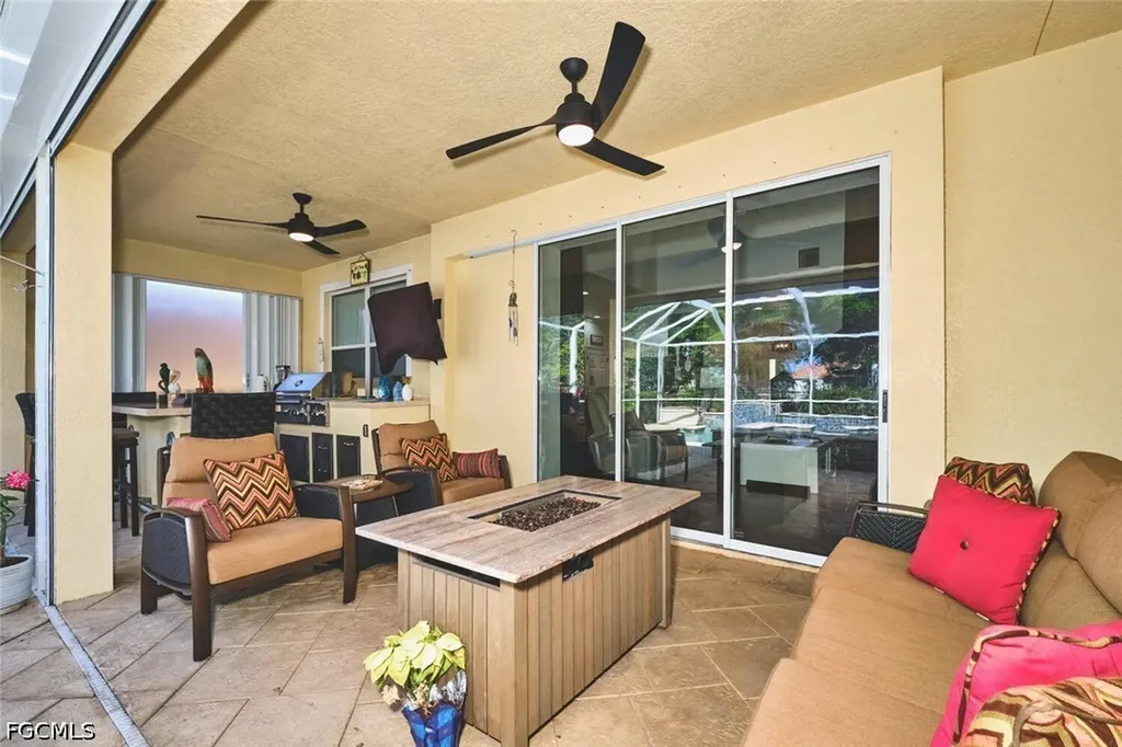 2710 Brightside Court Cape Coral FL 33991