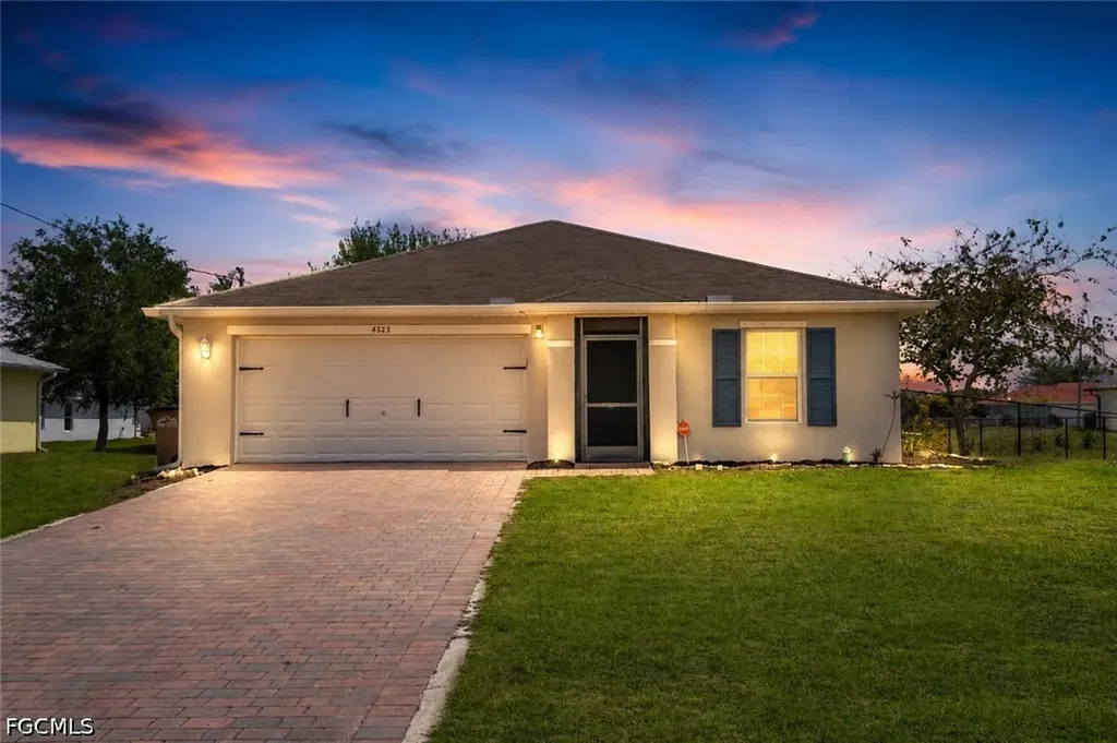 4323 NE 21st Avenue Cape Coral FL 33909