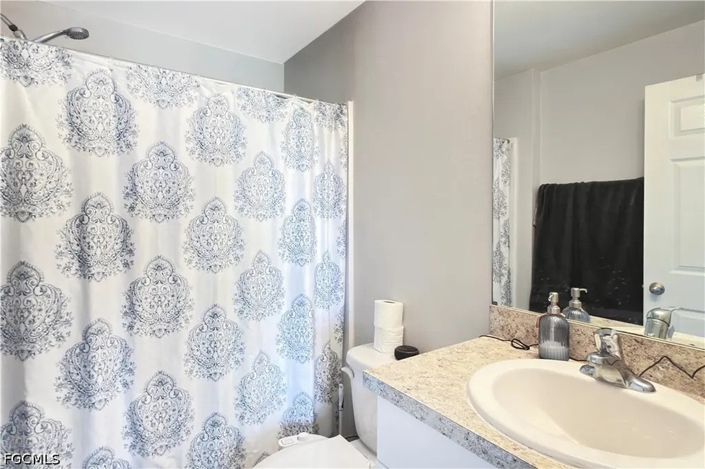 4323 NE 21st Avenue Cape Coral FL 33909