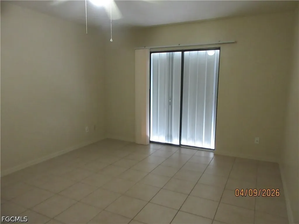 1218 NE 8th Terrace Cape Coral FL 33909