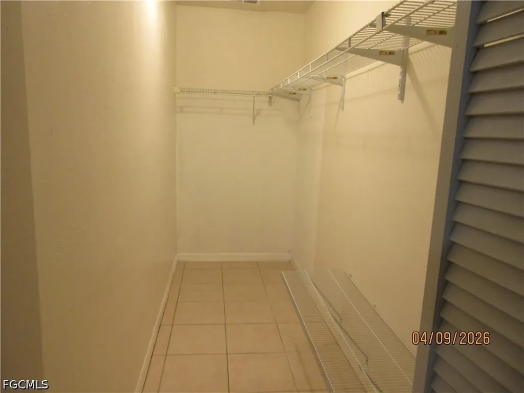 1218 NE 8th Terrace Cape Coral FL 33909