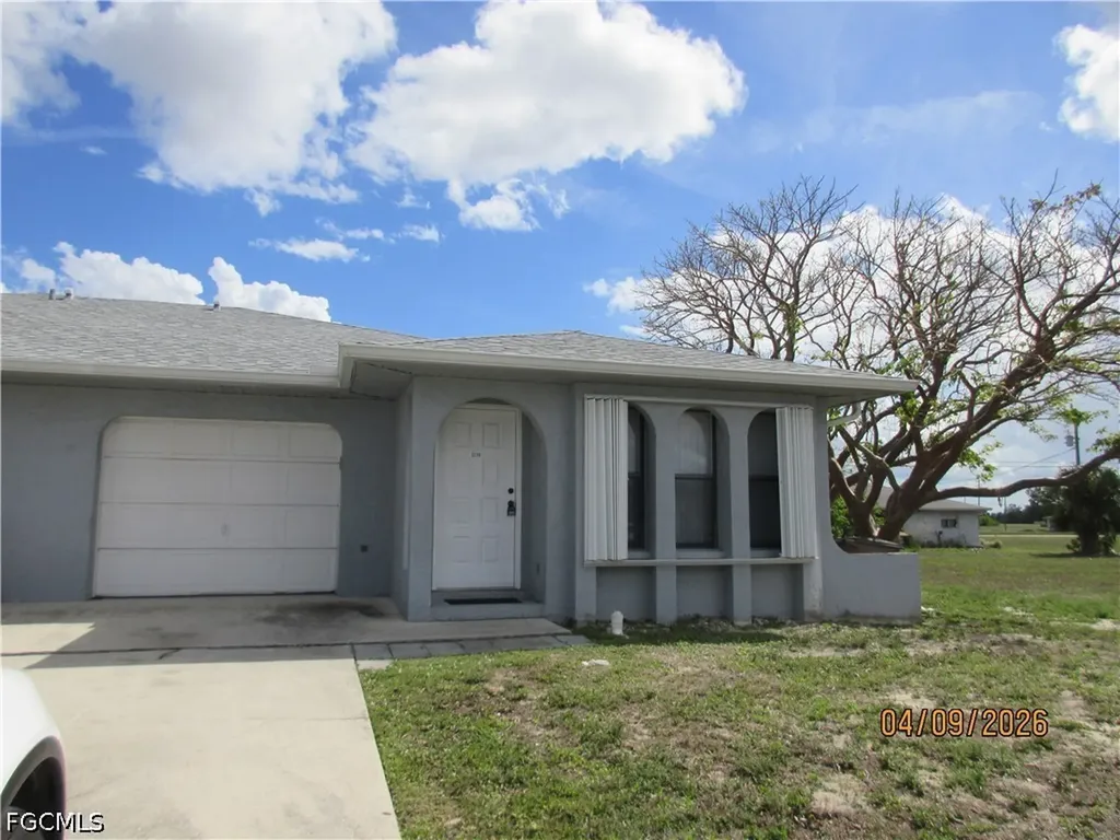 1218 NE 8th Terrace Cape Coral FL 33909