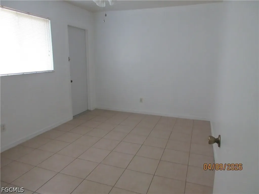 1218 NE 8th Terrace Cape Coral FL 33909