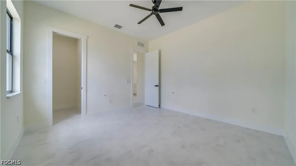 3805 SW 1st Street Cape Coral FL 33991