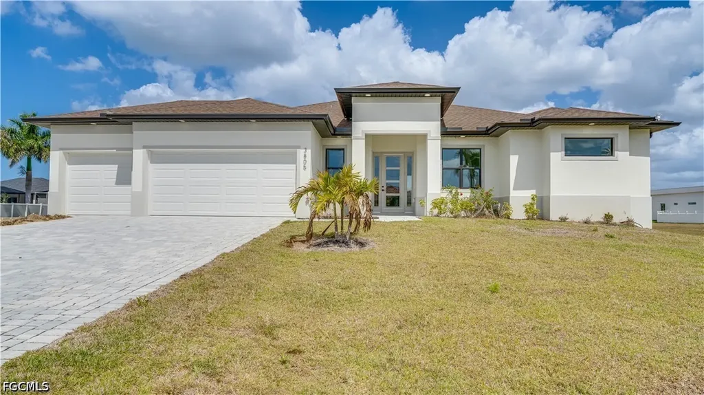 3805 SW 1st Street Cape Coral FL 33991