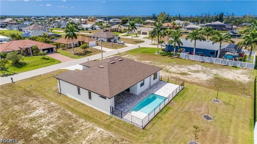 3805 SW 1st Street Cape Coral FL 33991