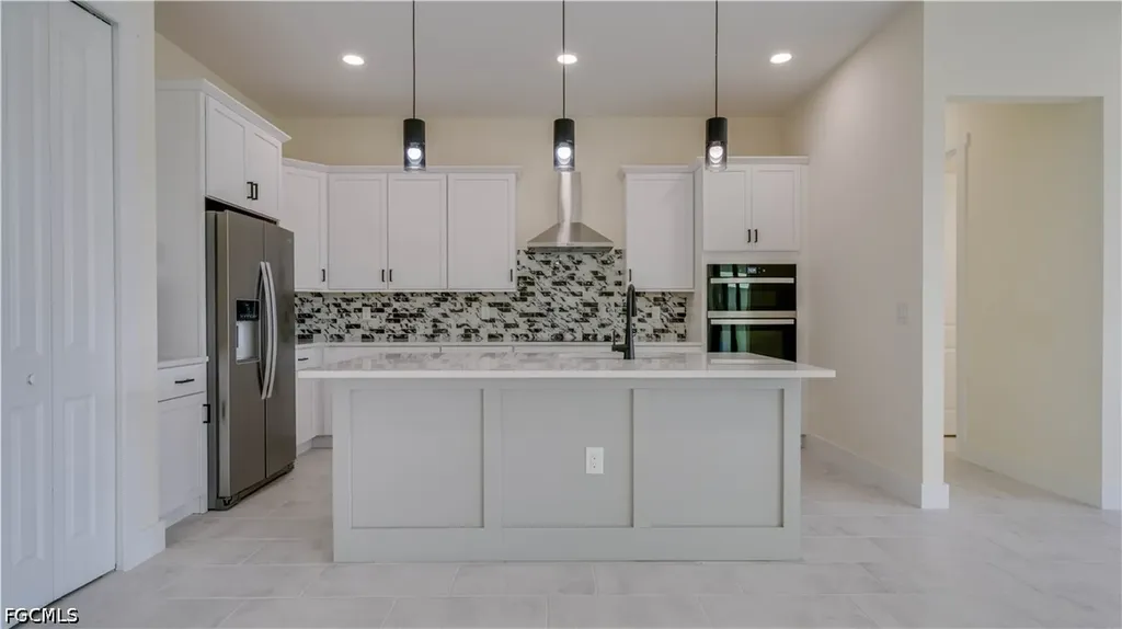 3805 SW 1st Street Cape Coral FL 33991