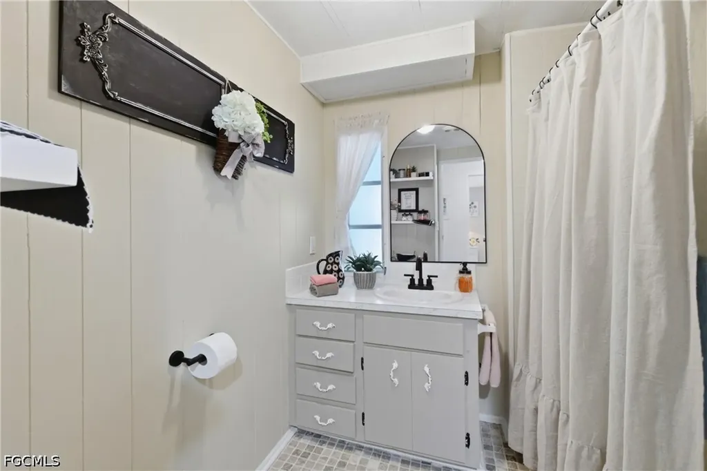815 Holly Berry Court North Fort Myers FL 33917