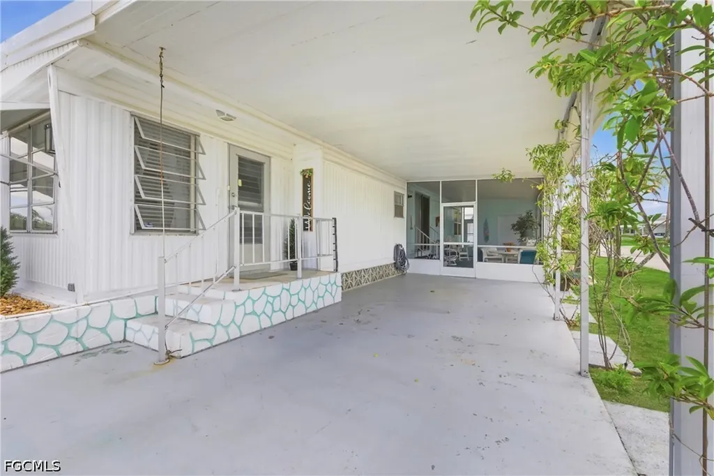815 Holly Berry Court North Fort Myers FL 33917