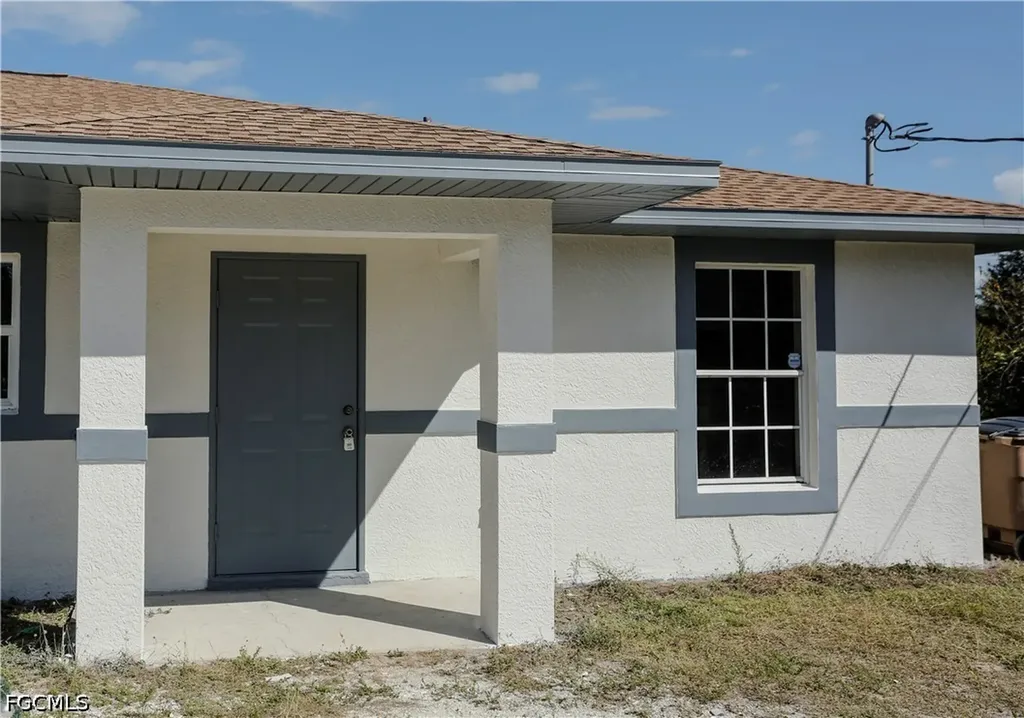 4614 25th Street SW Lehigh Acres FL 33973