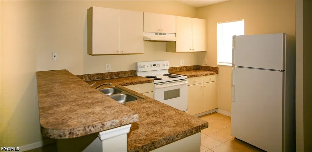 4614 25th Street SW Lehigh Acres FL 33973