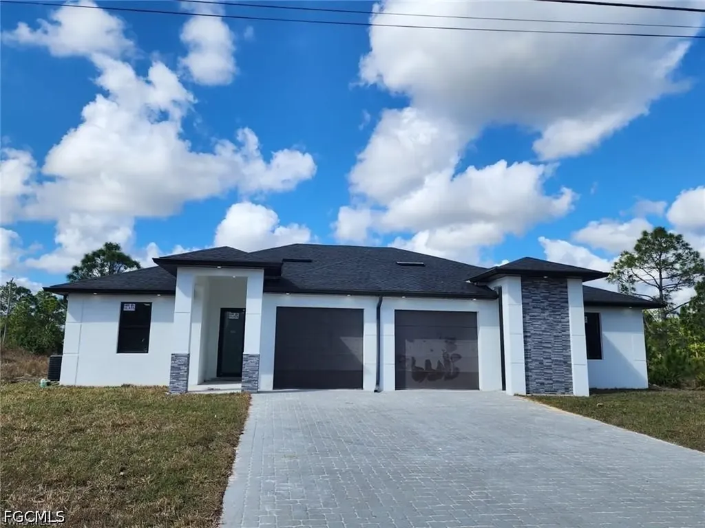 388 Bell Boulevard S Lehigh Acres FL 33974