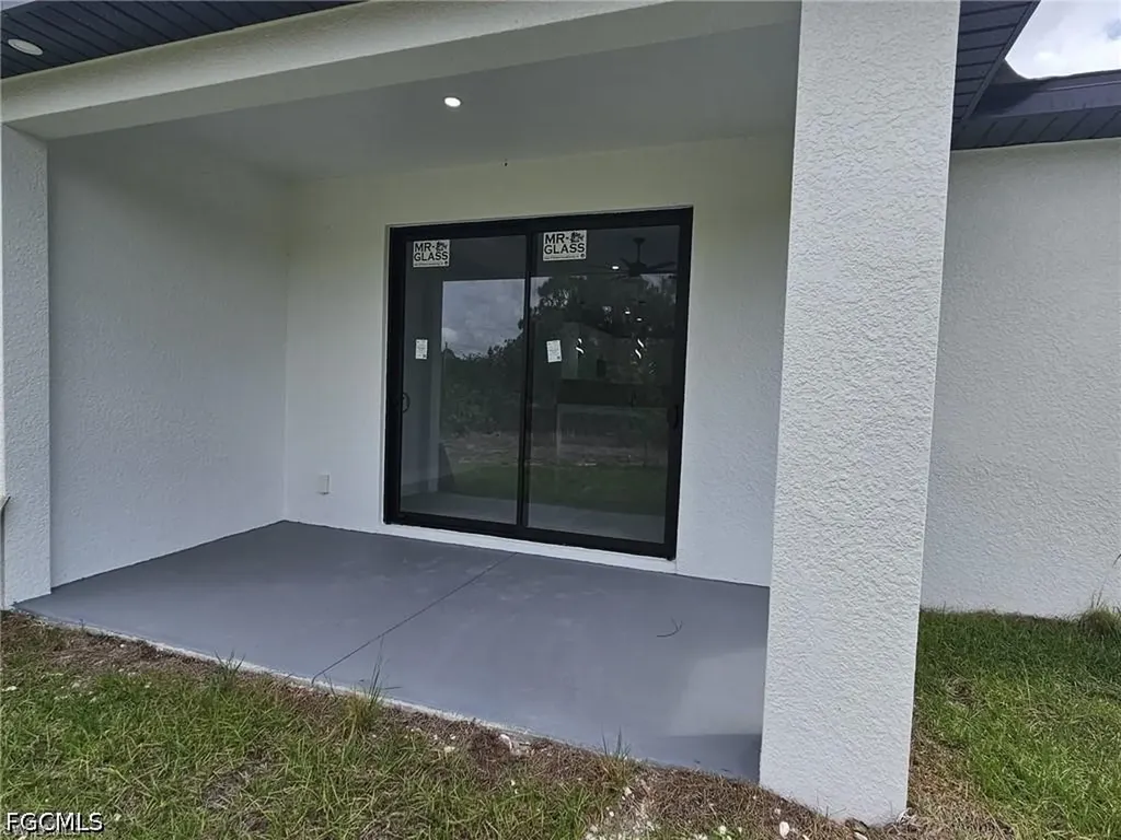 388 Bell Boulevard S Lehigh Acres FL 33974