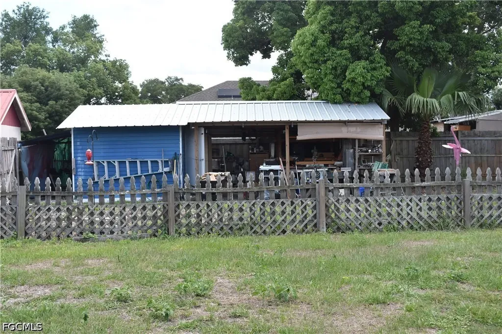 163 Jackson Street Lake Wales FL 33859
