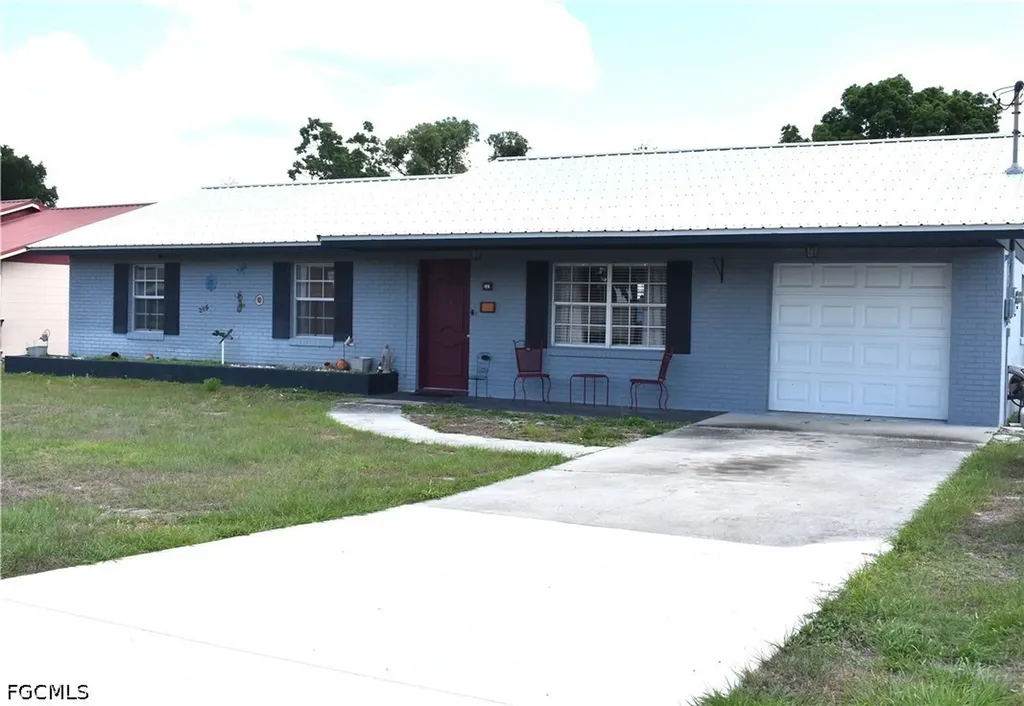 163 Jackson Street Lake Wales FL 33859