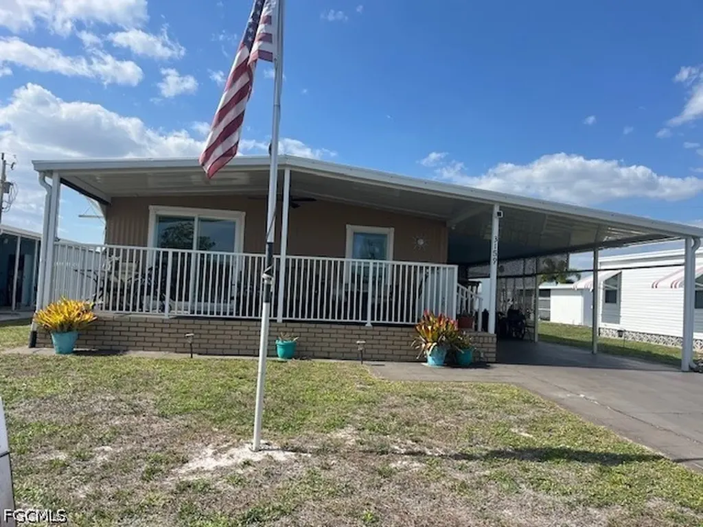 3159 Pluto Circle North Fort Myers FL 33903