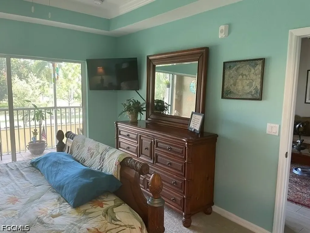 1137 Winding Pines Circle Cape Coral FL 33909