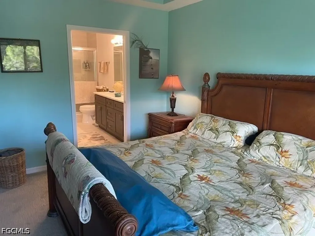 1137 Winding Pines Circle Cape Coral FL 33909