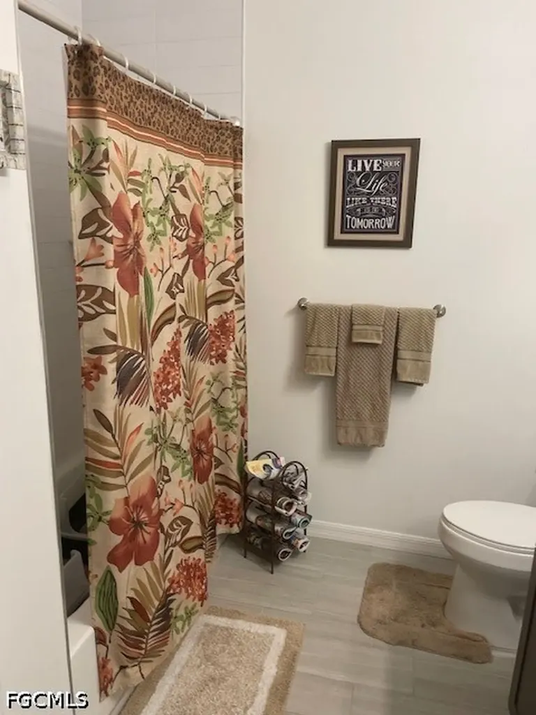1137 Winding Pines Circle Cape Coral FL 33909