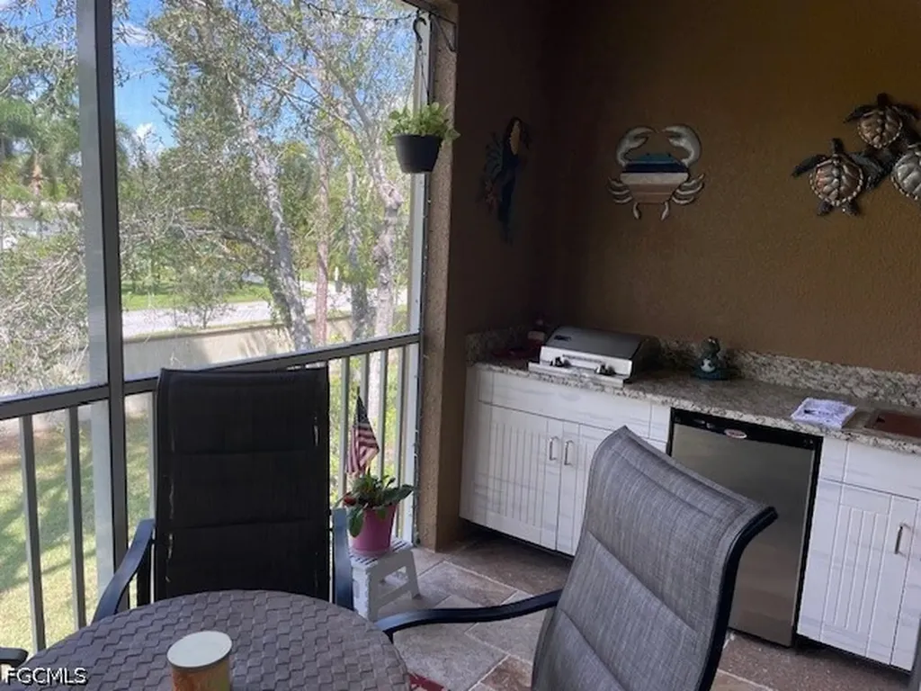 1137 Winding Pines Circle Cape Coral FL 33909