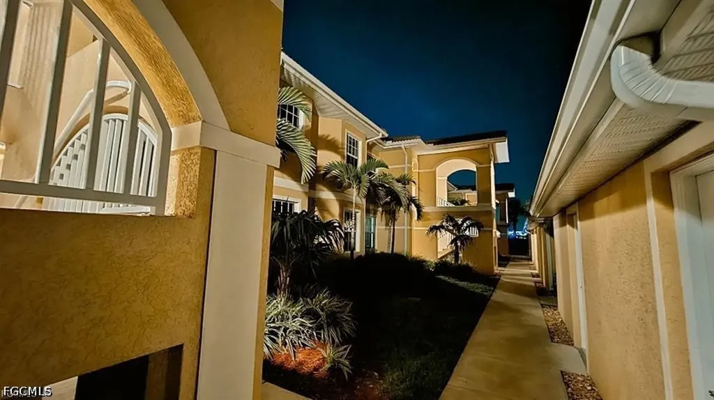 1137 Winding Pines Circle Cape Coral FL 33909