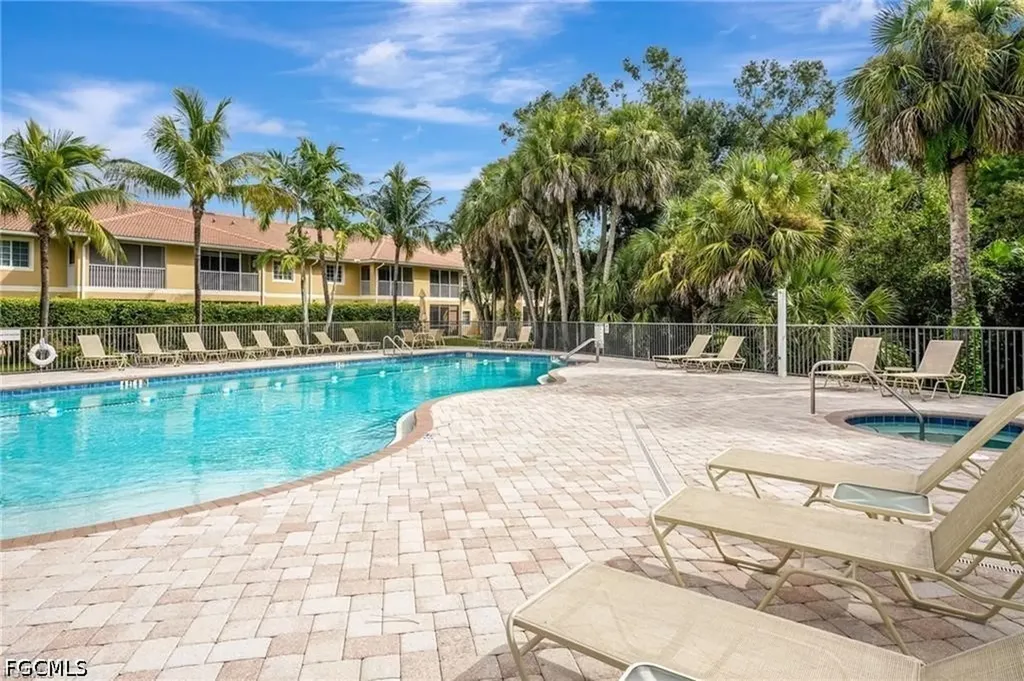 1137 Winding Pines Circle Cape Coral FL 33909
