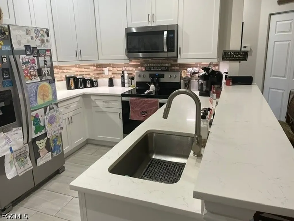 1137 Winding Pines Circle Cape Coral FL 33909