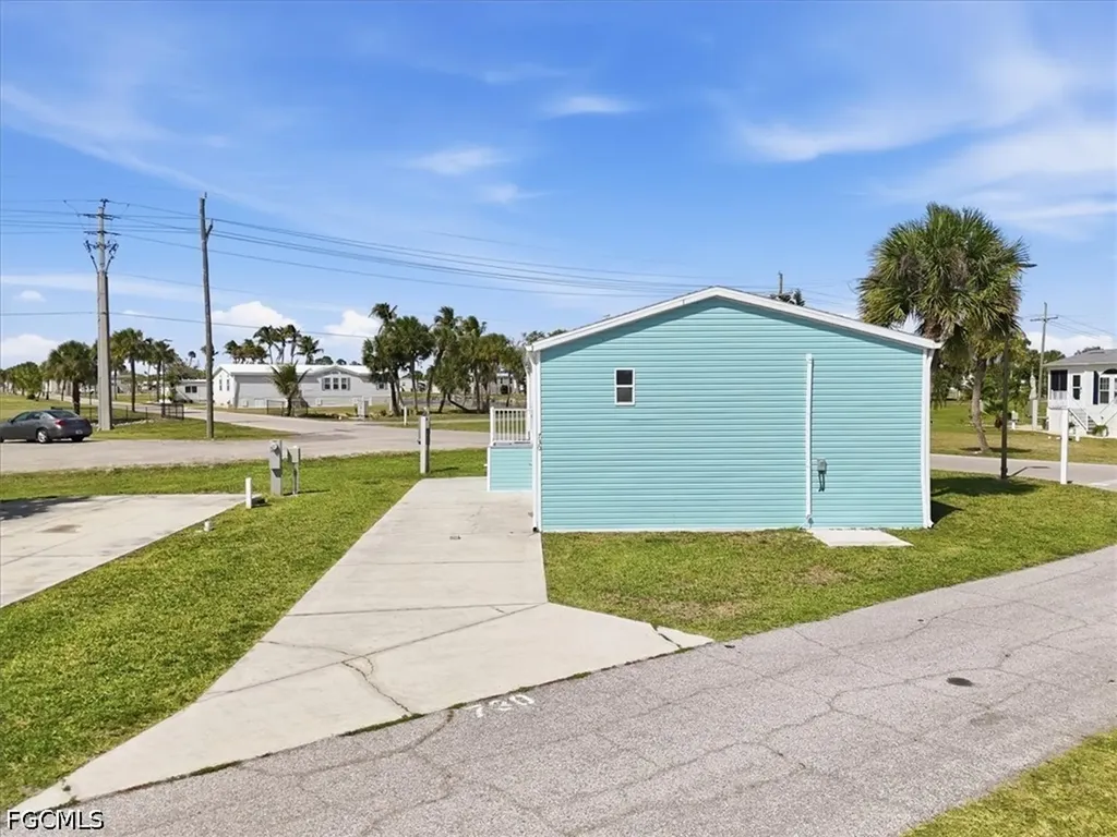 730 Chippewa Trail Fort Myers Beach FL 33931