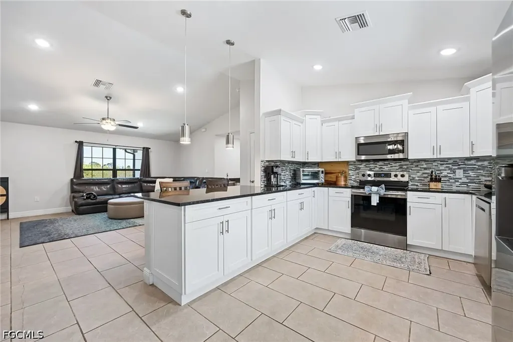 3003 NW Beechwood Circle Labelle FL 33935
