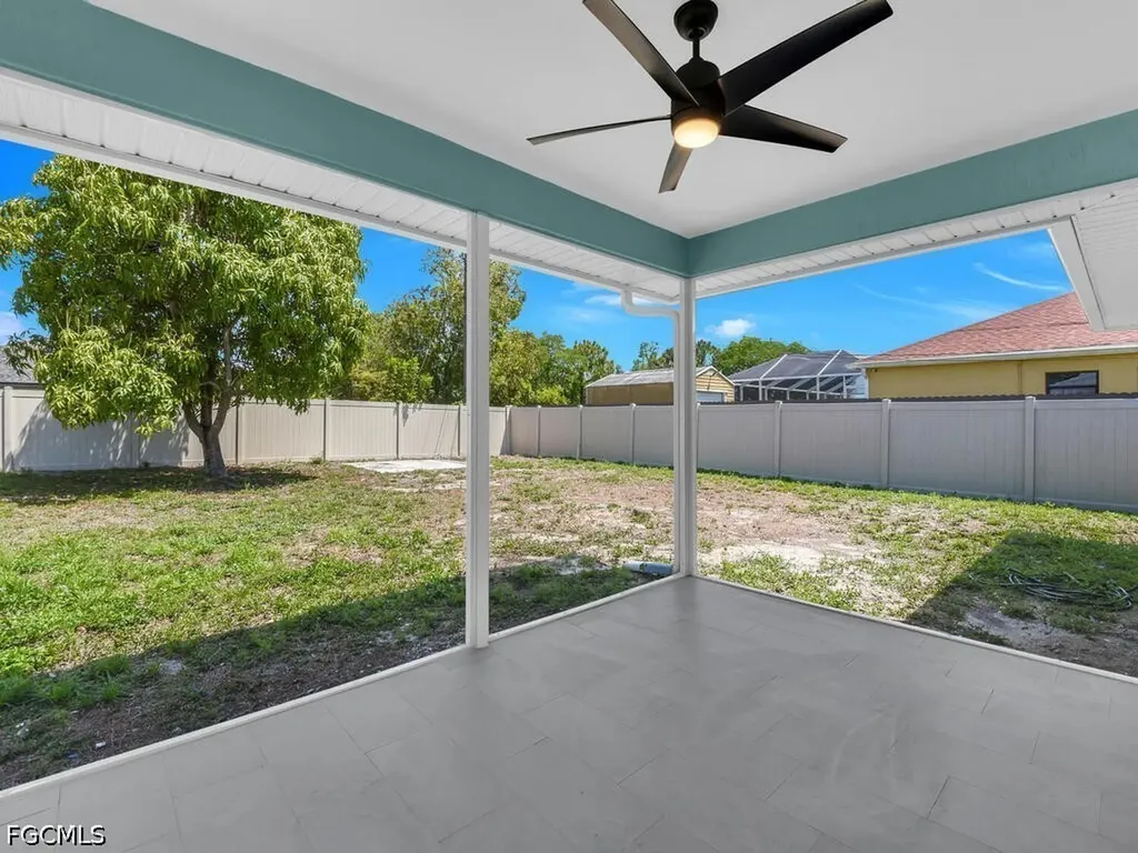 2509 Academy Boulevard Cape Coral FL 33904