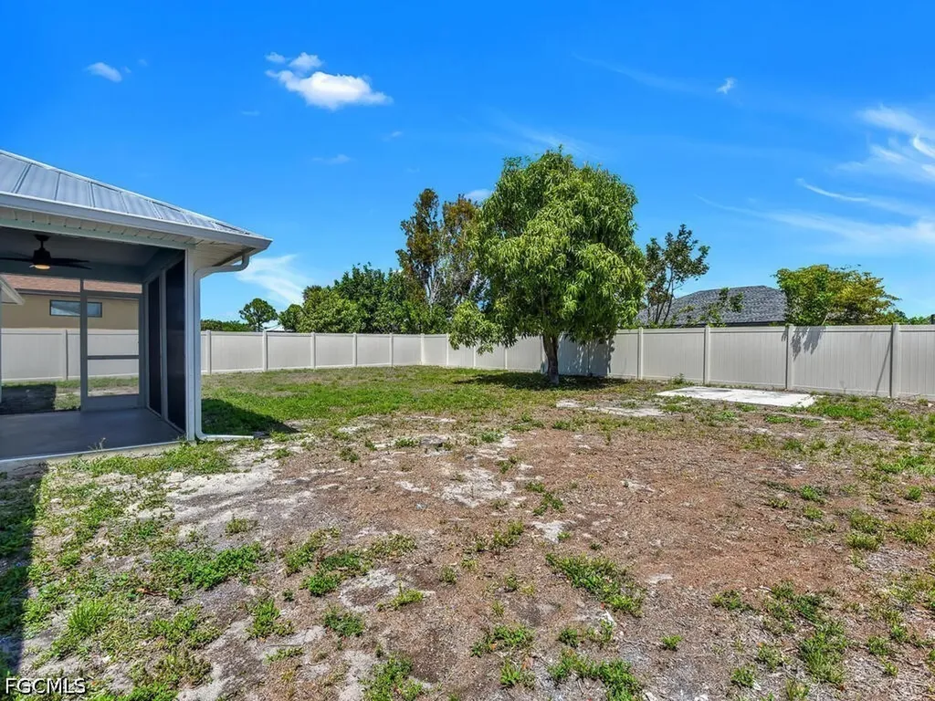 2509 Academy Boulevard Cape Coral FL 33904