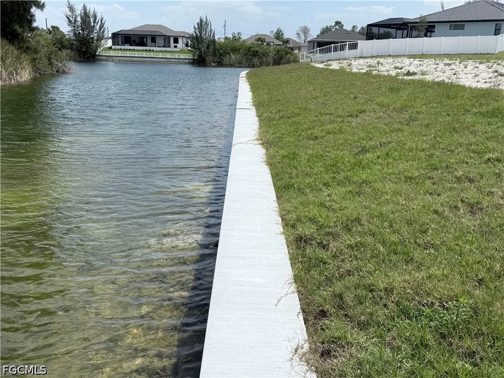 1721 NW 20th Terrace Cape Coral FL 33993