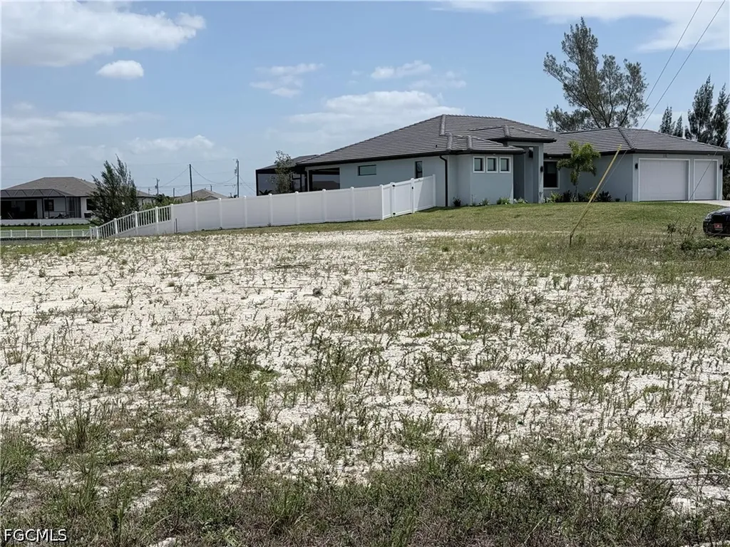 1721 NW 20th Terrace Cape Coral FL 33993
