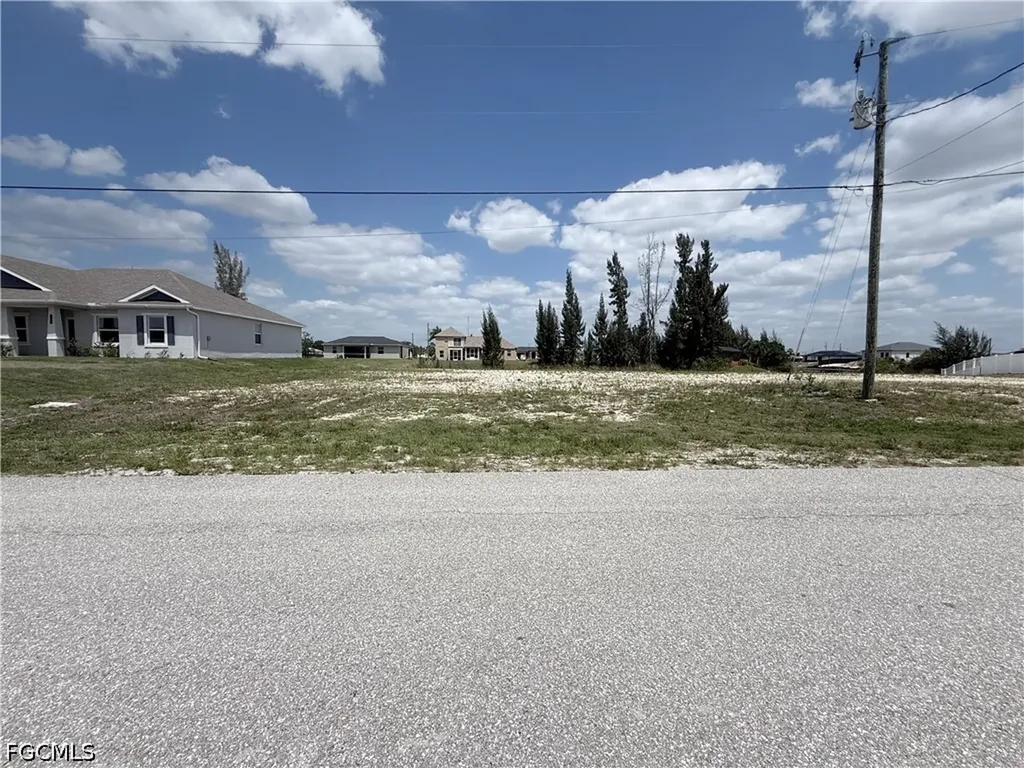 1721 NW 20th Terrace Cape Coral FL 33993